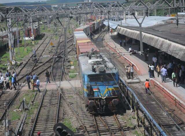 Dhanbad Railway Division again became the country's number one division