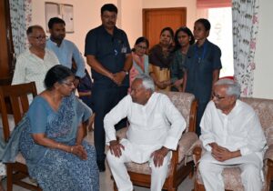 nitish kumar at sushil kumar modi residence