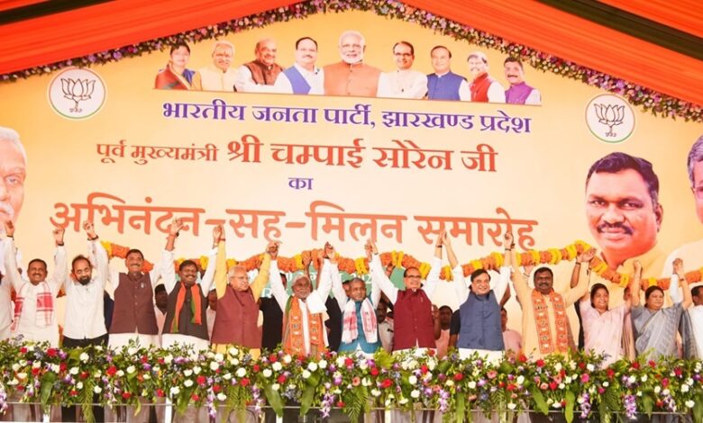 Jharkhand's powerful leader Champai Soren joins BJP, new political chapter begins