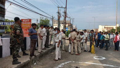 Criminals gave open challenge to Dhanbad police by shooting Shahabuddin in broad daylight.