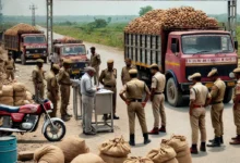 Deadlock continues on Jharkhand-Bengal border for third day: Trucks laden with potatoes not allowed