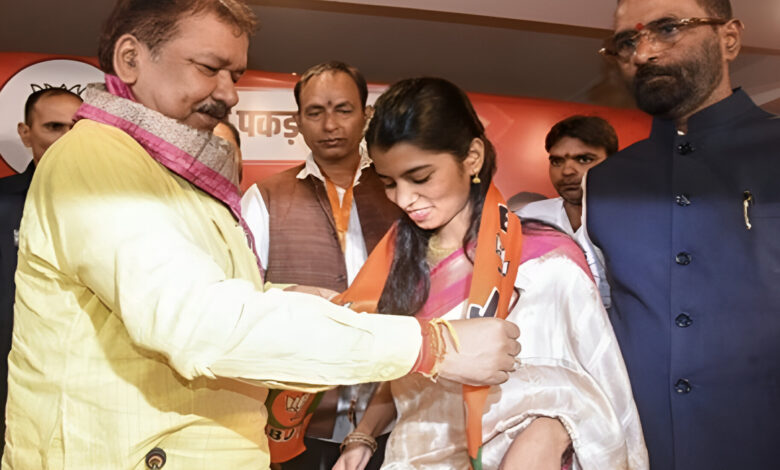 bihar-election-2025-mathili-thakur-gets-ticket-from-alinagar-bjp-releases-second-list