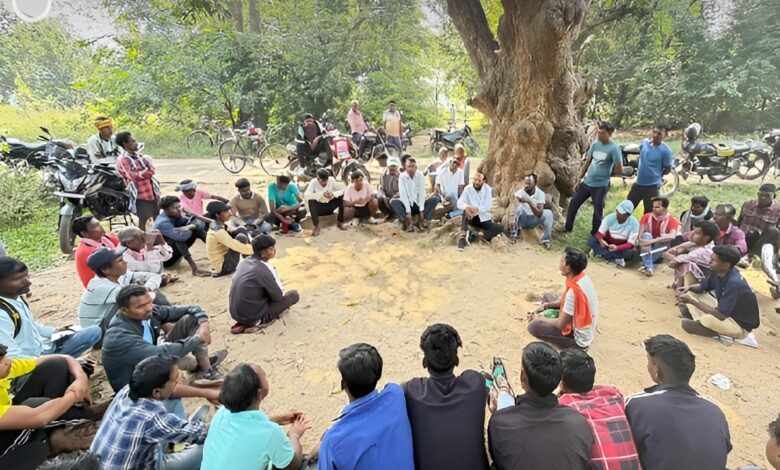 मैथन डैम में एडवेंचर बोटिंग का विरोध